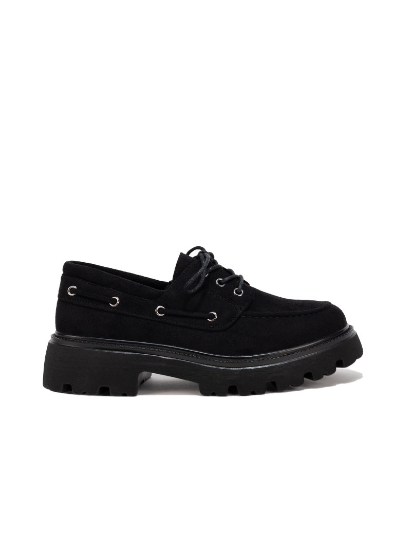 Derbies à lacets